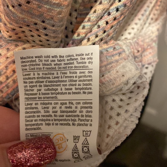 Champion Women’s Mesh Short Sleeve Top w/ drawstring waist sz L NWT - Picture 8 of 8